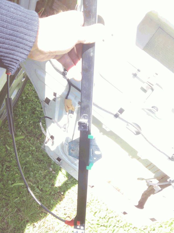 TUTO VITRE ELECTRIQUE 3.jpg