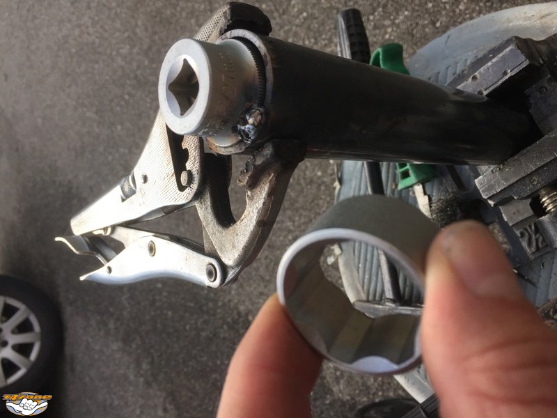 Outil reglage suspension 01.jpg