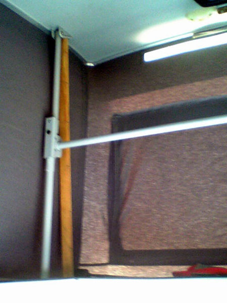 Fichier:Barres toit relevable 05.jpg