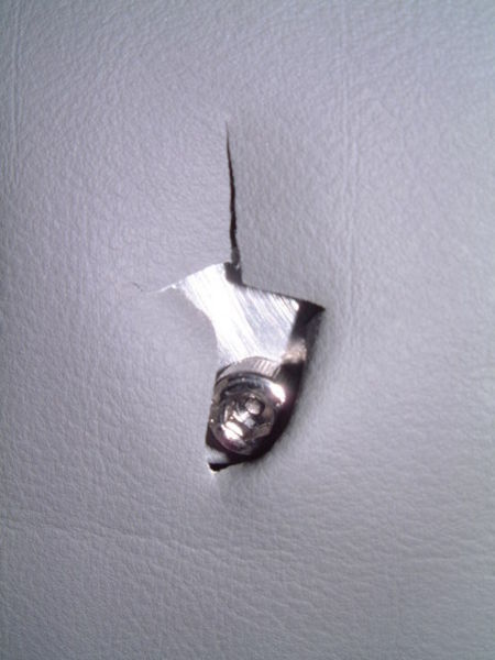 Fichier:Accoudoir Orig-Incision Housse.jpg